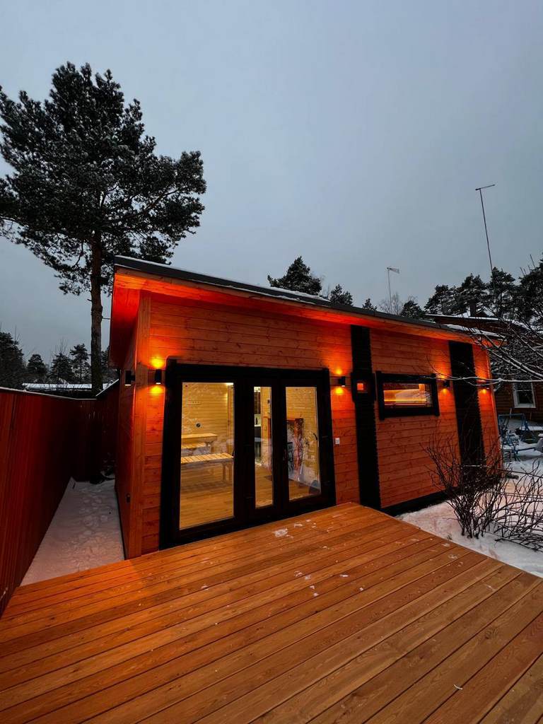 Миниатюра: Вечерний вид каркасной бани